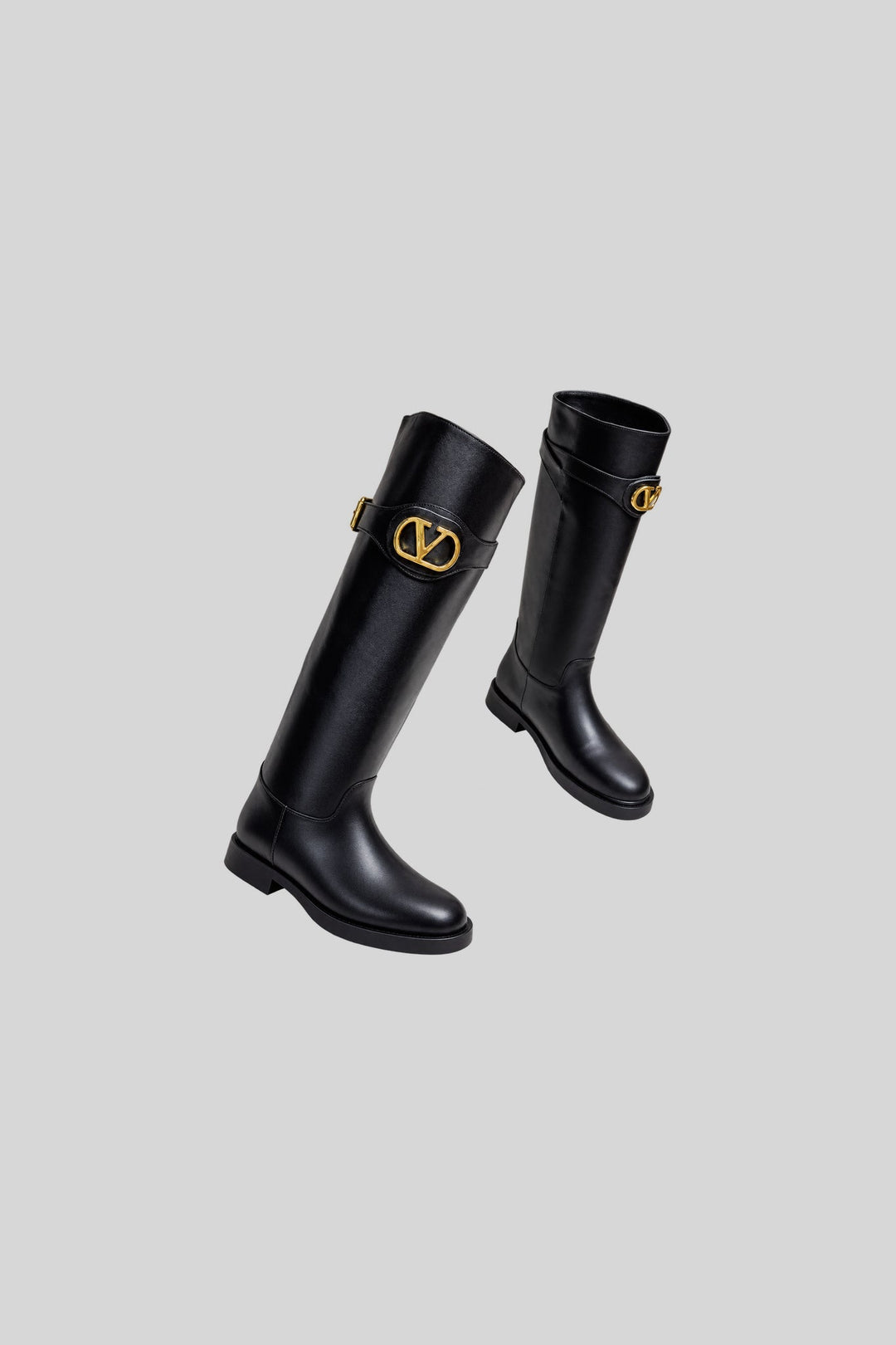 Bota VLogo Signature 30 mm - Valentino Garavani: foto 3 em fundo cinza-claro