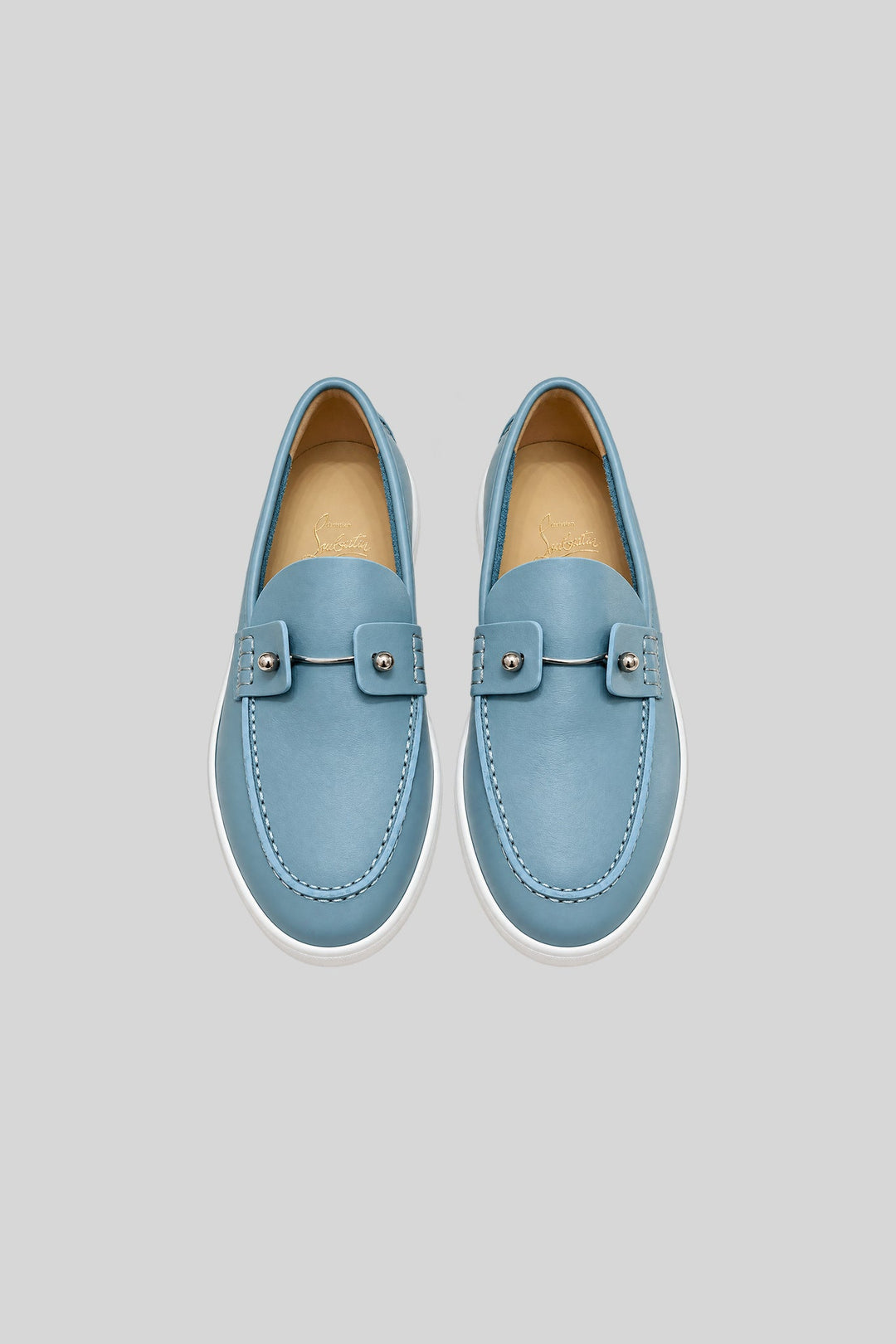 Mocassim Chambeliboat Rockie - Christian Louboutin: foto 2 em fundo cinza-claro
