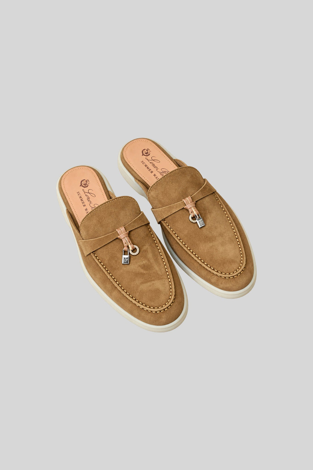 Mule Babouche Walk Antique Brown - Loro Piana: foto 1 em fundo cinza-claro